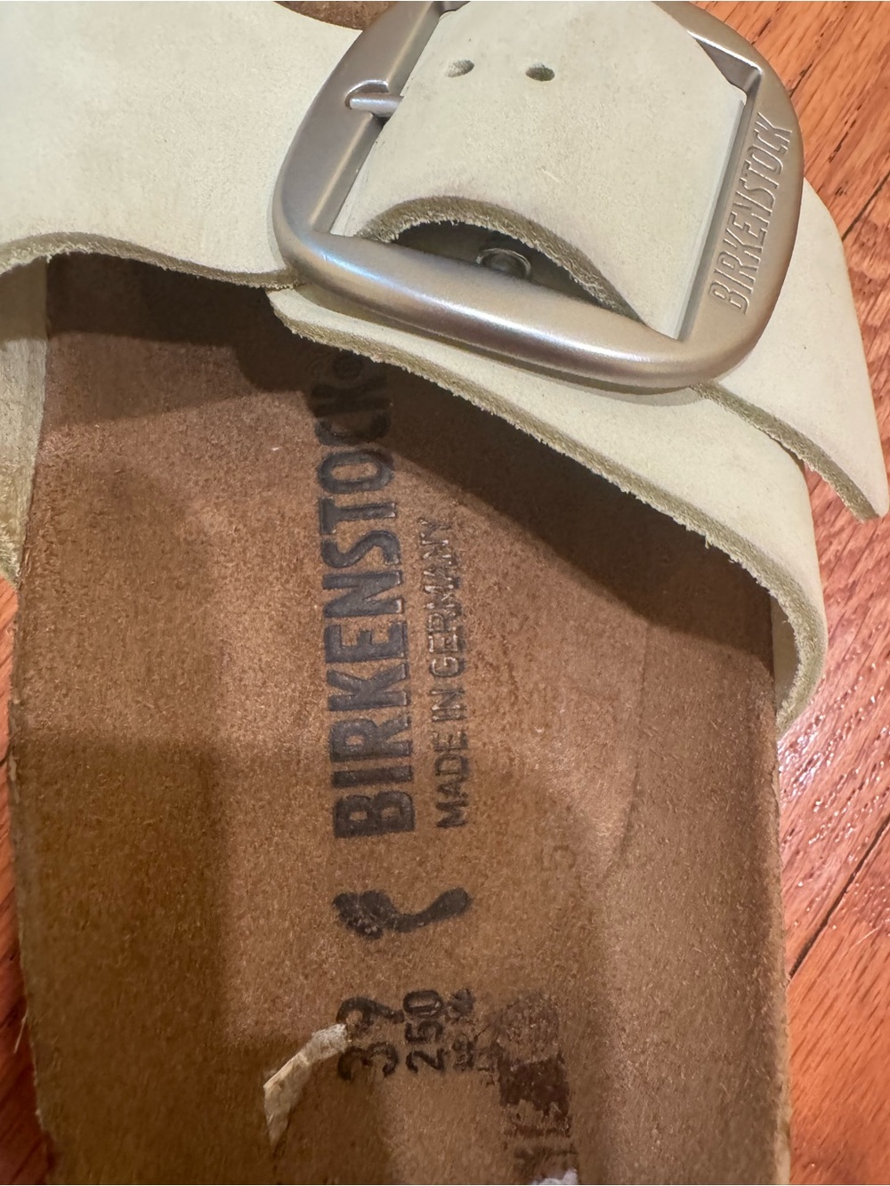 Birkenstock Women’s Cream Single-Strap Sandals with Large Buckle - Picture 7 of 12